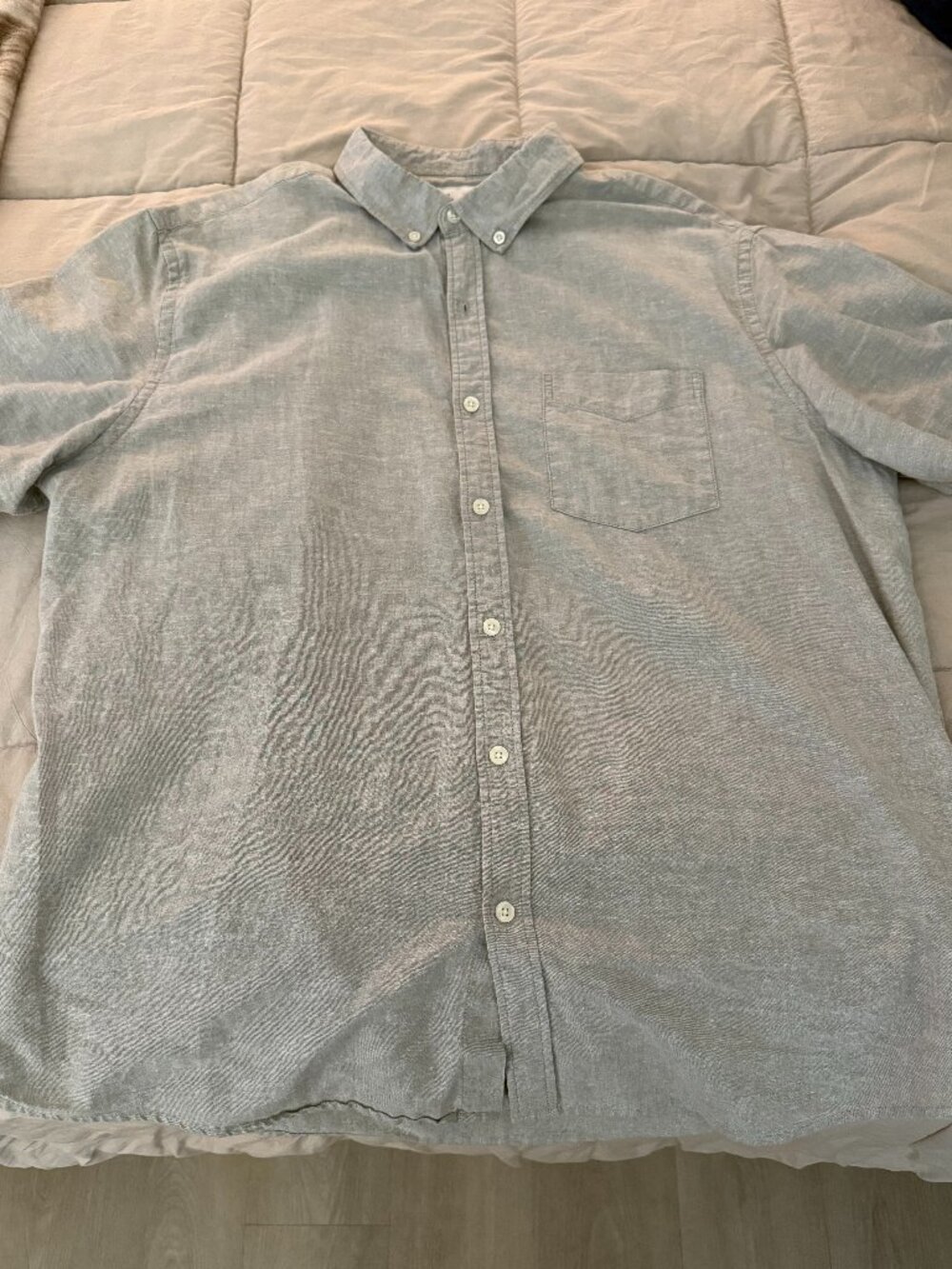 Old Navy Mens XL Relaxed Fit Gray Short Sleeve Button Down Casual Shirt